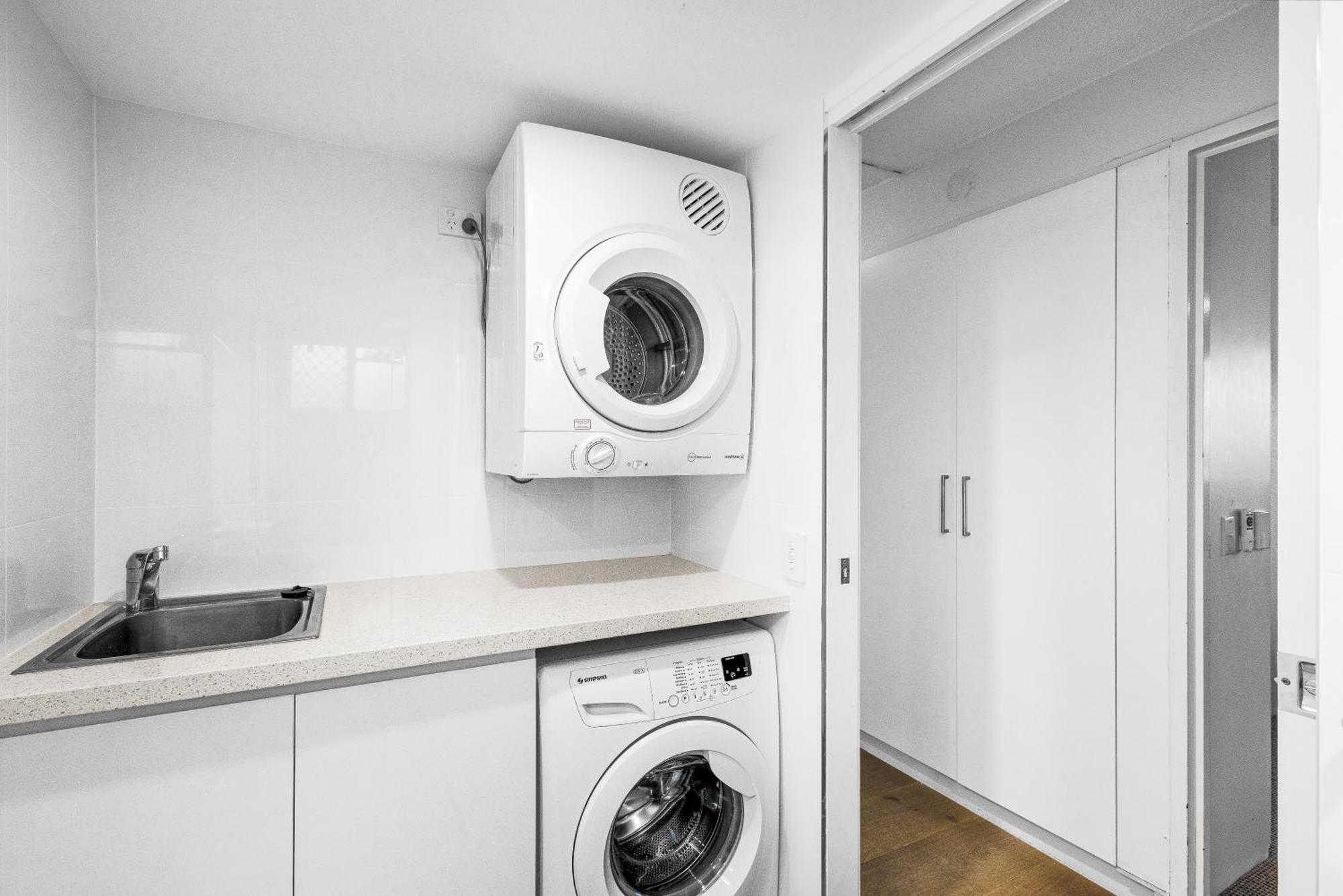 Alexandria Apartments Alexandra Headland Ngoại thất bức ảnh