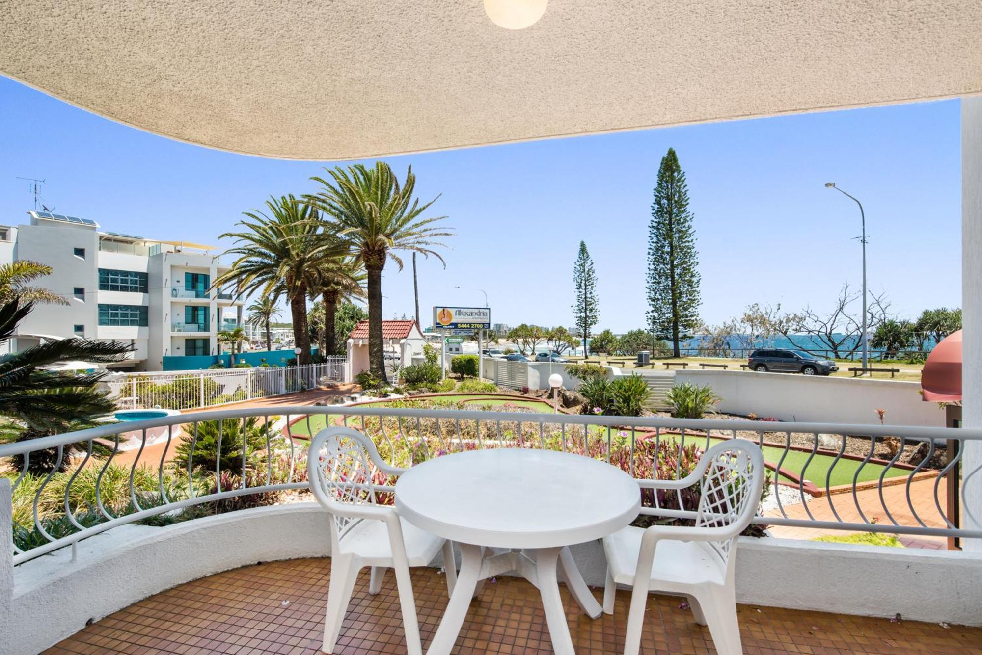 Alexandria Apartments Alexandra Headland Ngoại thất bức ảnh