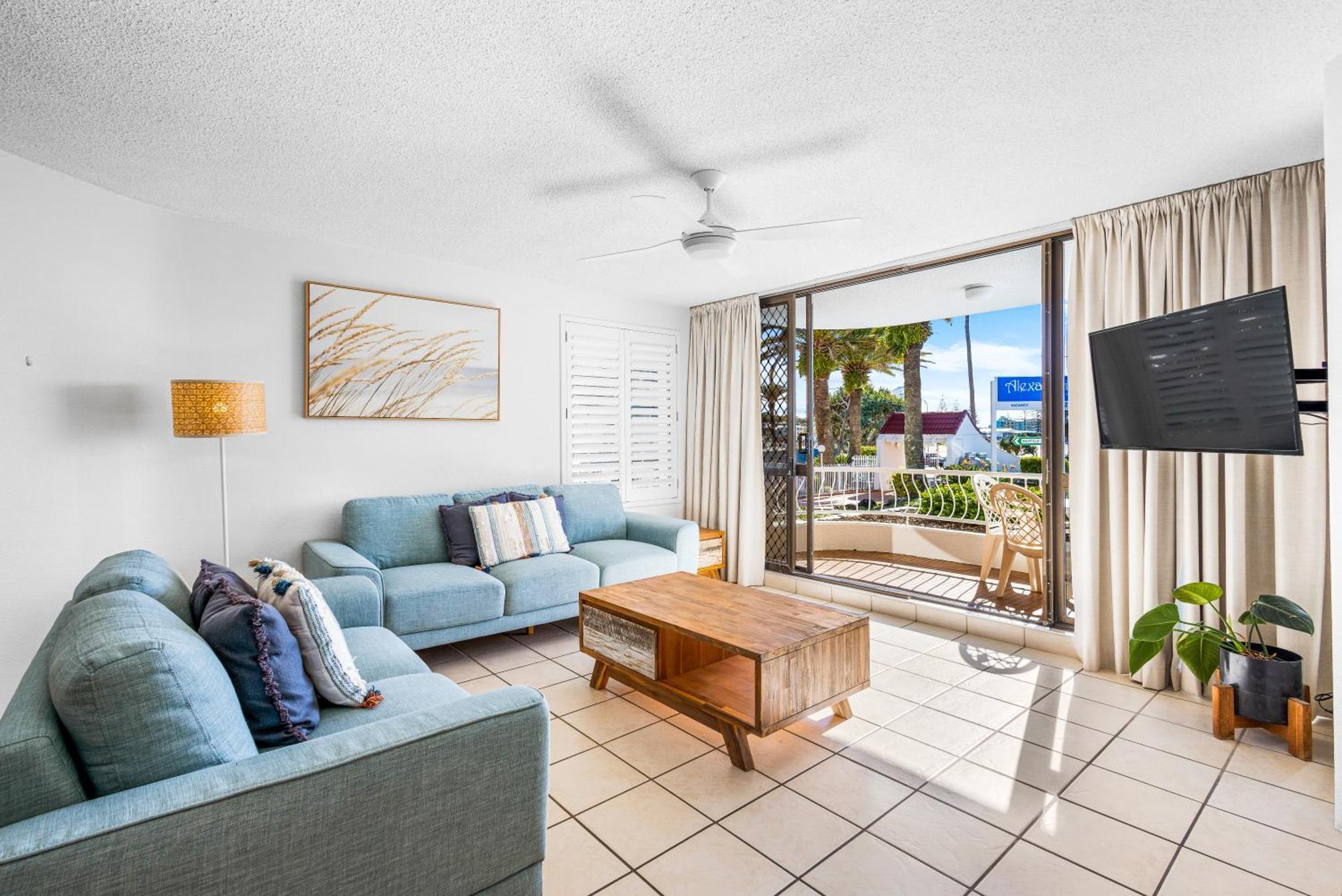 Alexandria Apartments Alexandra Headland Ngoại thất bức ảnh