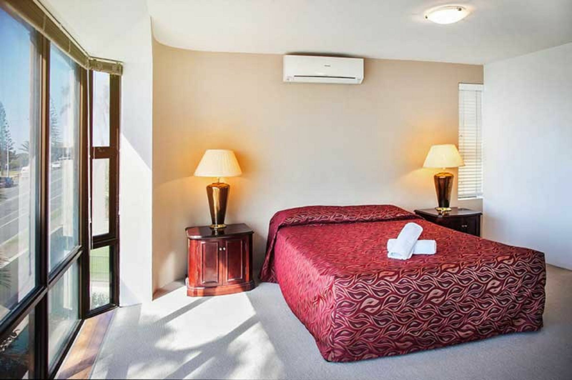 Alexandria Apartments Alexandra Headland Ngoại thất bức ảnh