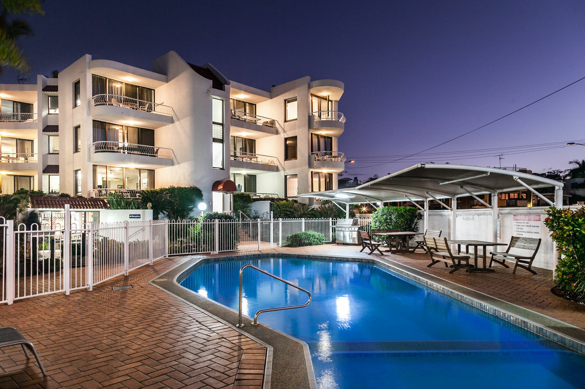 Alexandria Apartments Alexandra Headland Ngoại thất bức ảnh